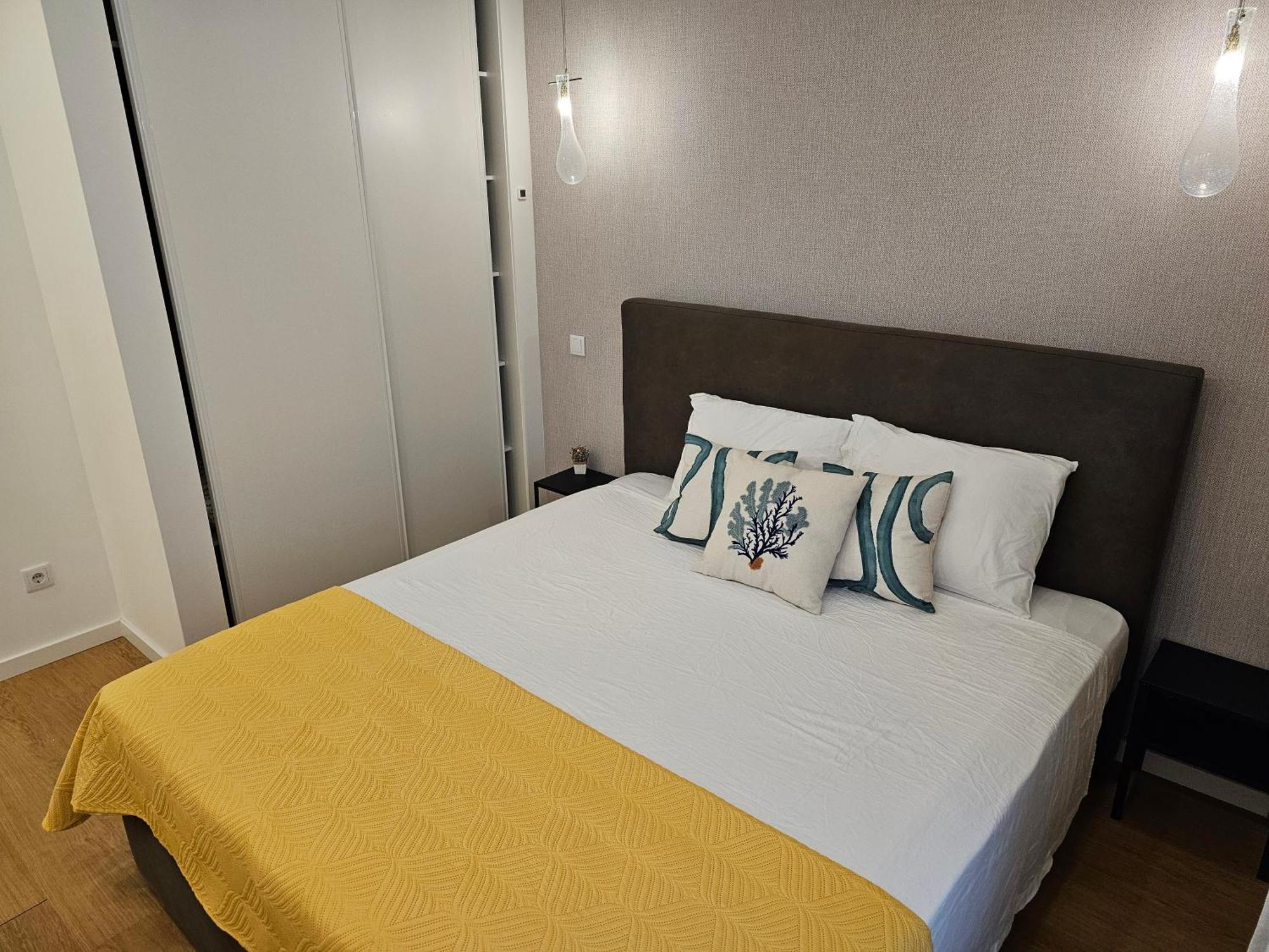Surfsoul Guesthouse - Bed And Breakfast Peniche Exterior foto
